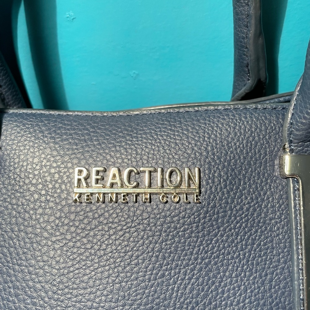 Navy Handbag - Picture 2 of 11